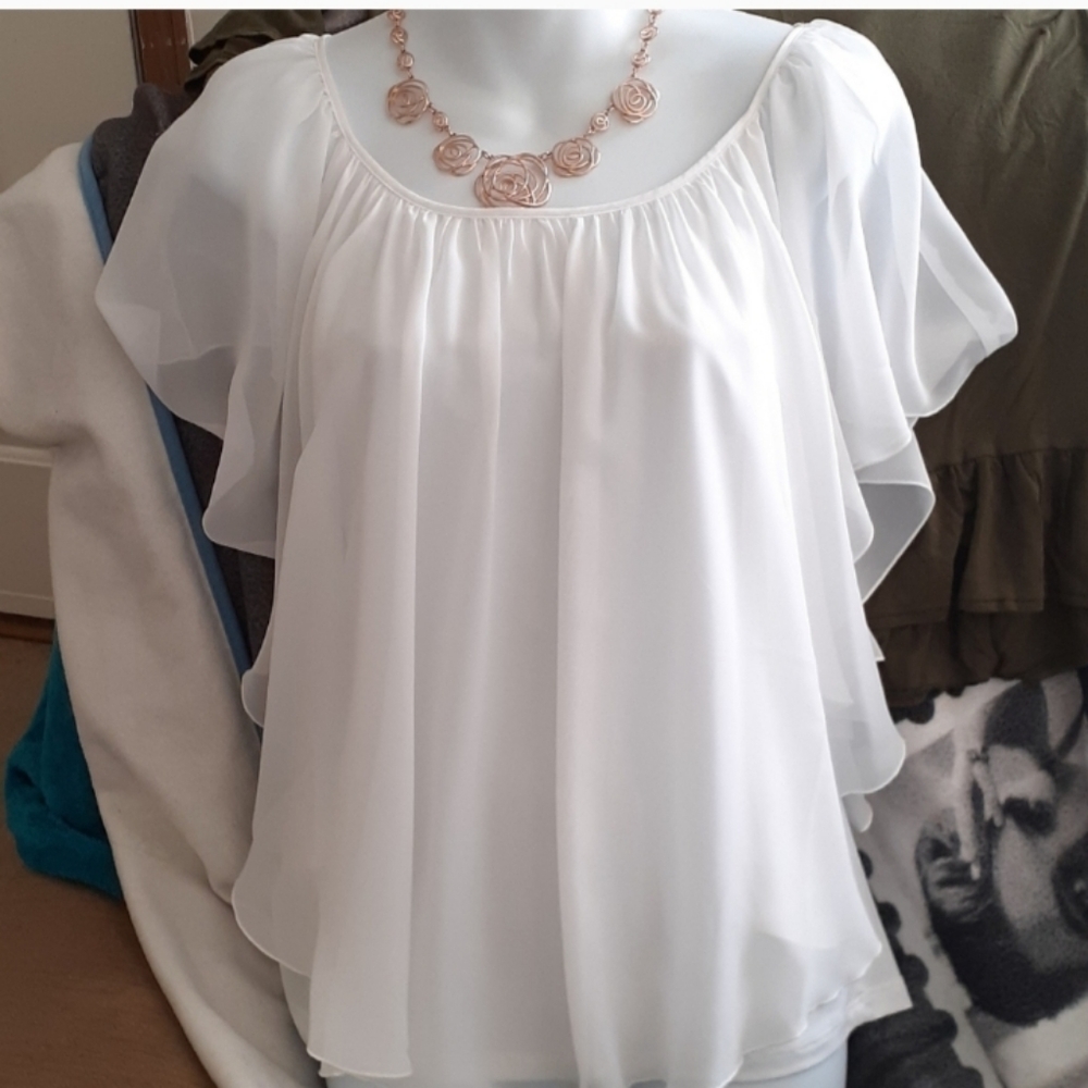 NWOT Misses' Capelet